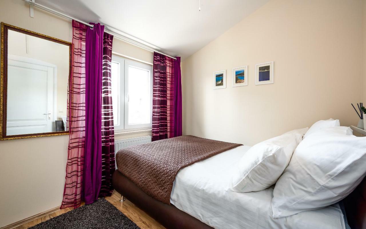 Apartment Lungomare Pula Exteriér fotografie