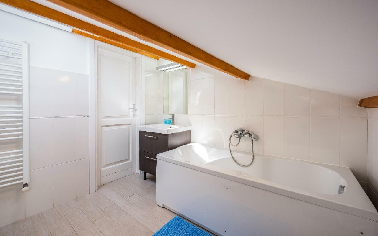 Apartment Lungomare Pula Exteriér fotografie